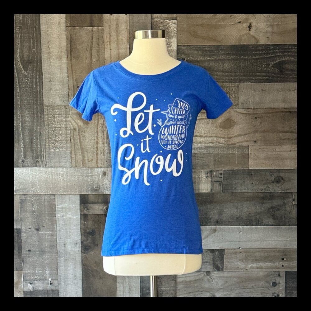Let It Snow Christmas t-shirt XSmall cute snowman winter holiday party snowflake